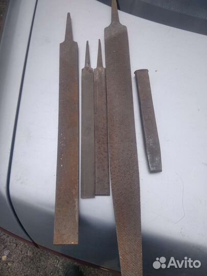 Сверла по металлу СССР, метчики, резцы, напильник
