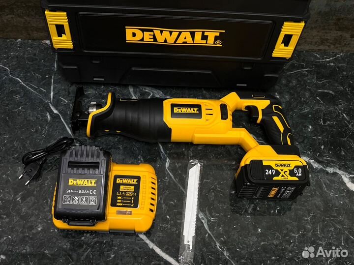 Аккумуляторная сабельная пила dewalt