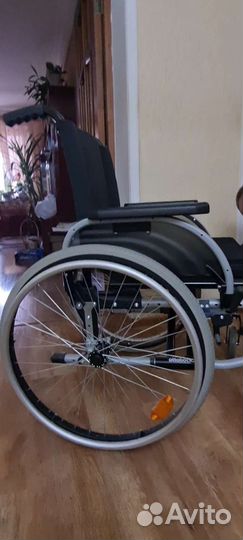 Инвалидная коляска