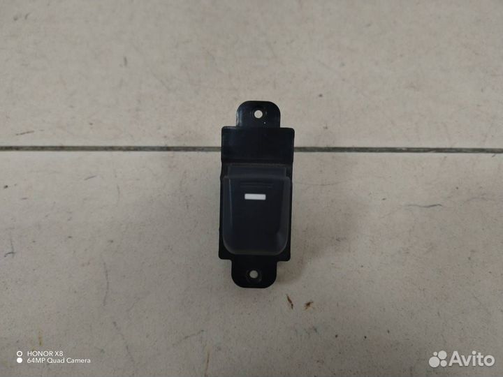 Кнопка стеклоподъемника Kia Rio 3 UB 2011-2017