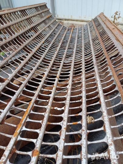 Подбарабанье на комбайн Claas mega 204