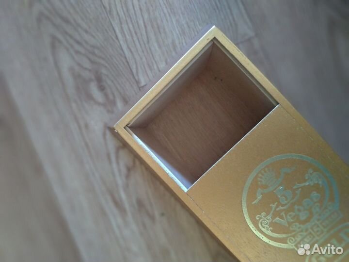 Пустая коробка от сигар Vegas Gold