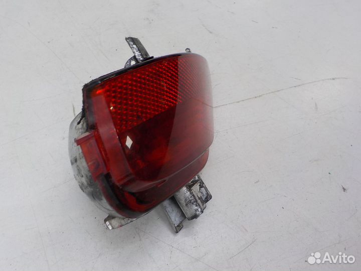Фонарь заднего бампера Renault Logan 2014
