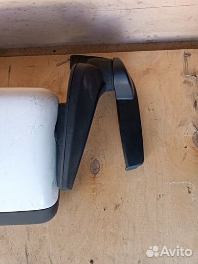 Зеркало заднего вида боковое левое Man Tgx