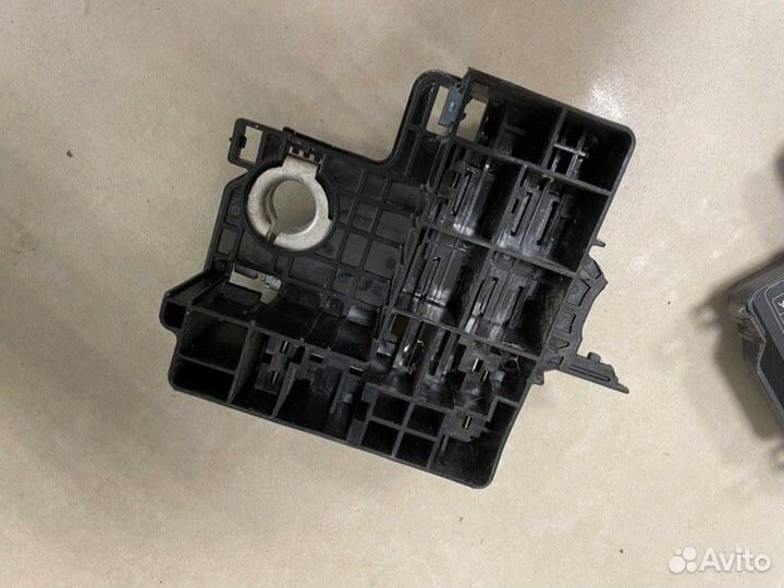 Клемма аккумулятора Kia Stinger седан G4KL 2019