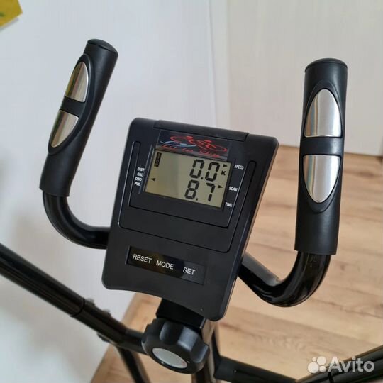 Эллиптический тренажер, 12 лет гарантии