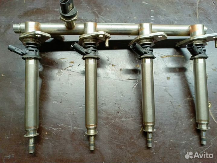 Топливная форсунка Мерседес А2560700187