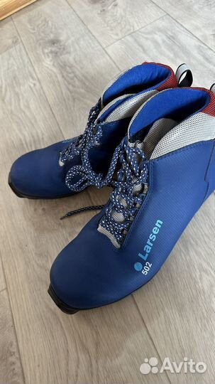 Лыжные ботинки