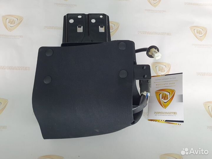 Компрессор пневмоподвески Infiniti QX80