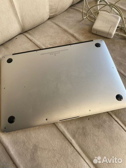 Apple macbook air (a1466)