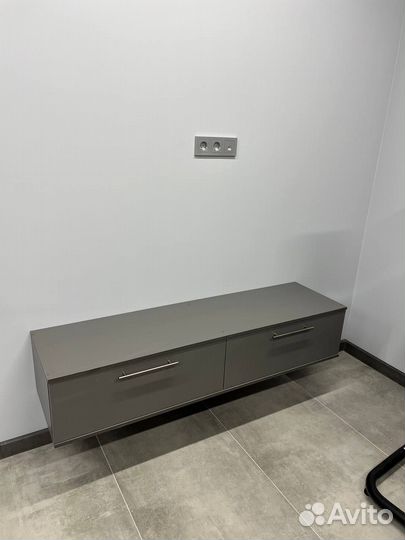 Подвесная тумба под тв