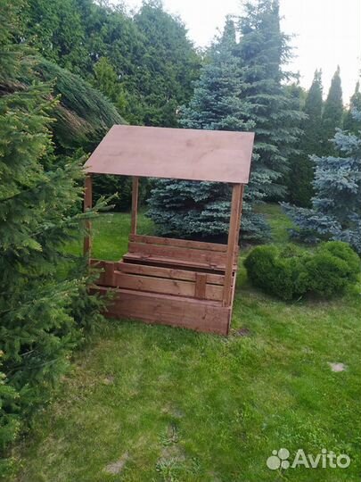 Детская песочница с крышей