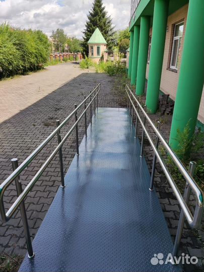 Пандус стационарный металлический