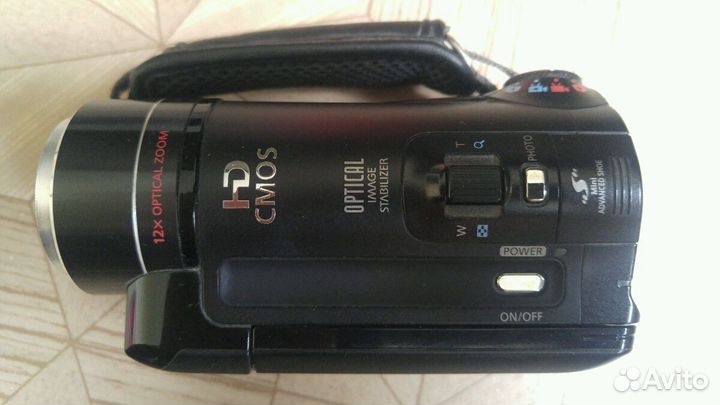 Видеокамера Canon HF10