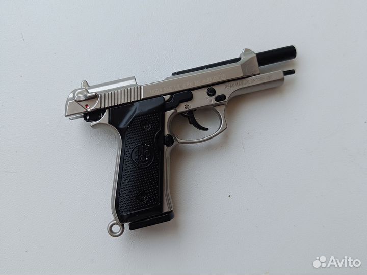 Beretta 92, брелок
