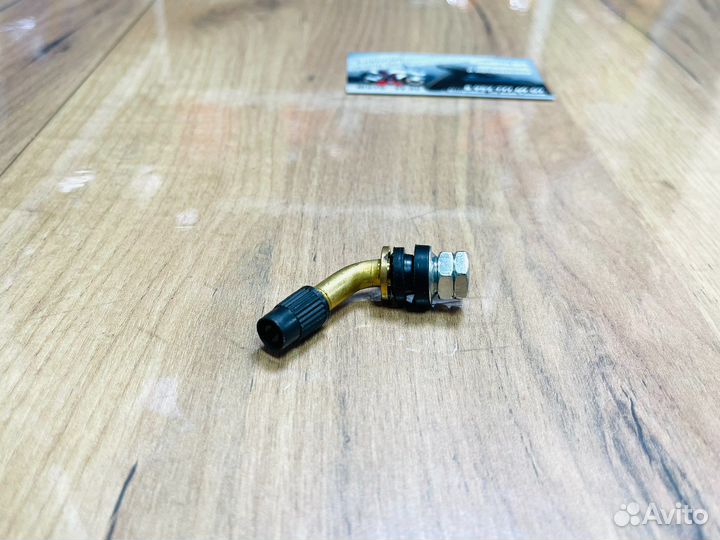 Вентиль колеса на Скутер