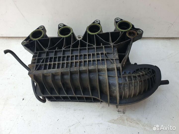 Впускной коллектор VAG 03F129711H