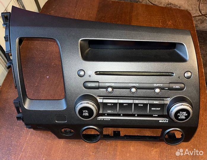 Магнитола для Honda civic 4D 8