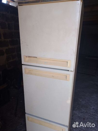 Холодильник на запчасти