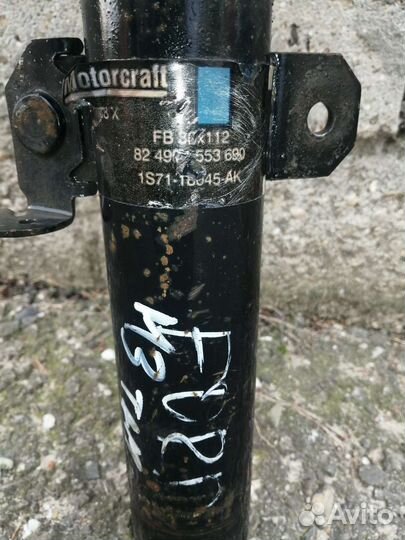 Передняя правая стойка