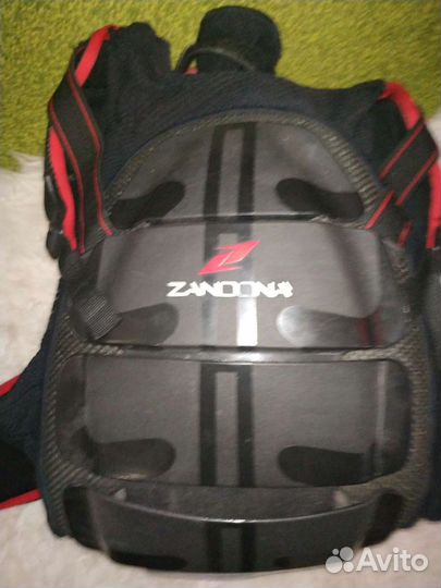 Защита Zandona