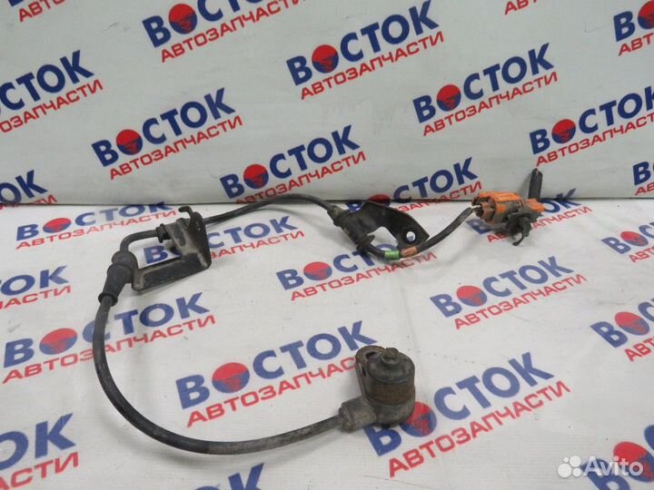 Датчик abs Зад Лево honda stream RN2, RN4