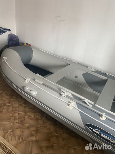 Надувная лодка пвх