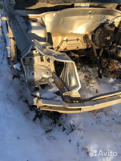 Телевизор с лонжеронами Рено Симбол