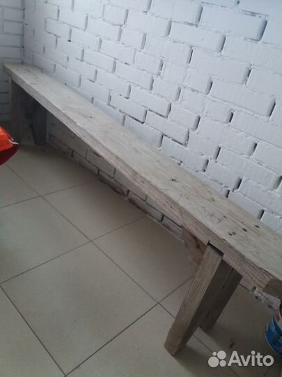 Скамейка деревянная