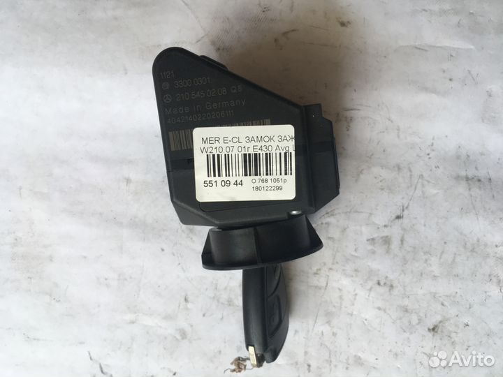 Замок зажигания Mercedes A2105450208