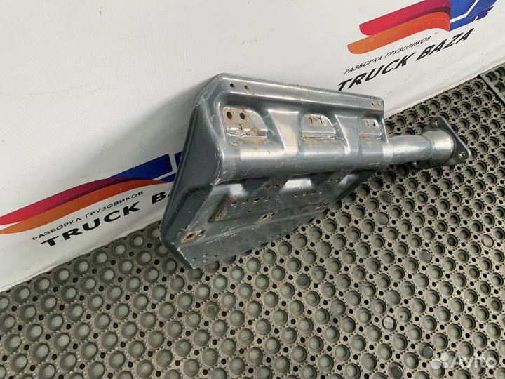 Кронштейн заднего крыла задняя часть левый