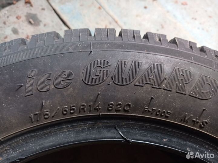 Yokohama Ice Guard F700Z 175/65 R14