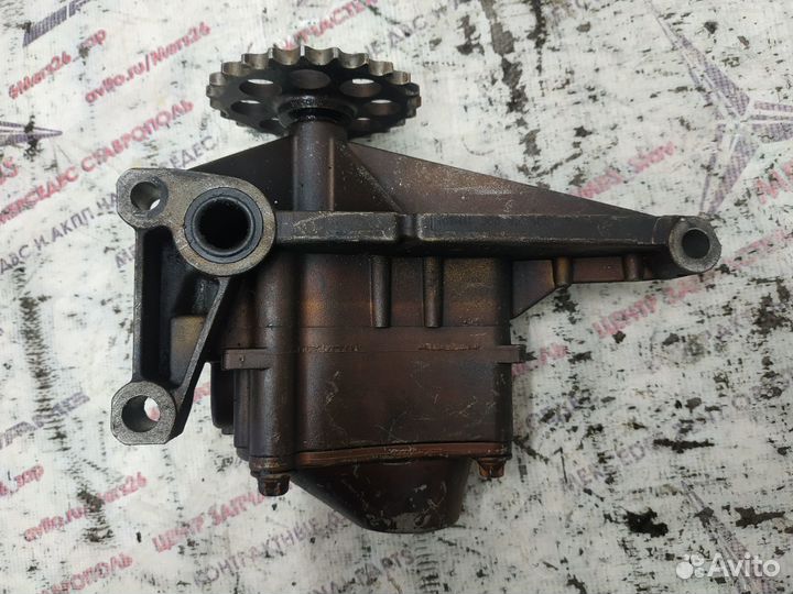 Насос масляный om611 w203 Mercedes