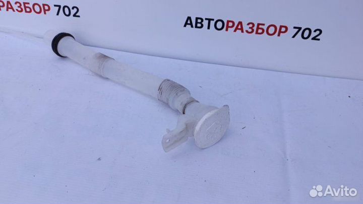 Заливная горловина омывателя Mitsubishi Asx