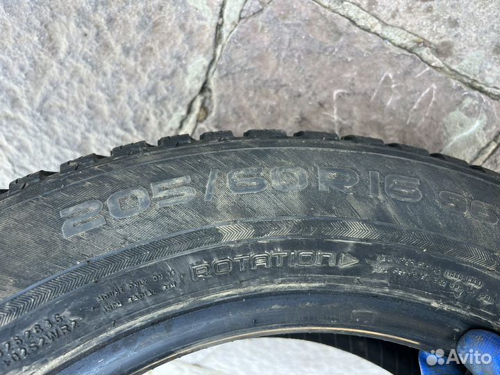 Nokian Tyres Hakkapeliitta 8 205/60 R16 96S