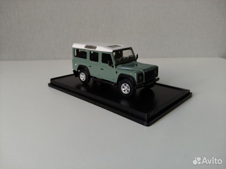 Модель Land Rover Defender 110