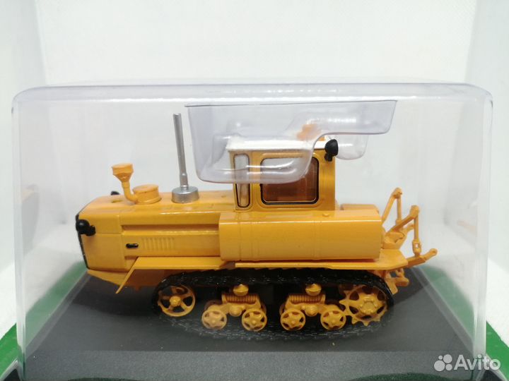 Модель Гусеничный трактор дт-175 «Волгарь»
