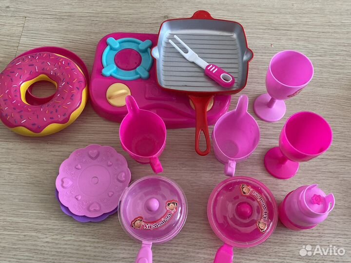 Детский набор доктора и детской посуды