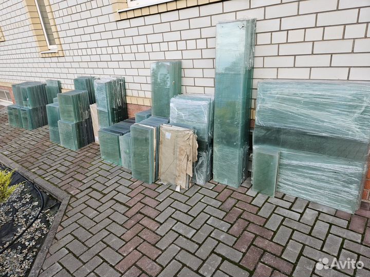 Стекло для витрины