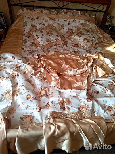 Покрывало новое Евро (комплект для спальни)