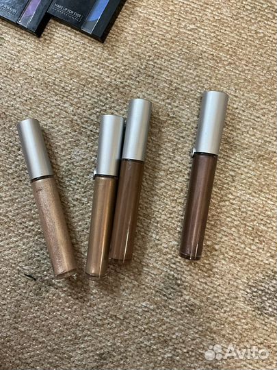 Набор косметики тени