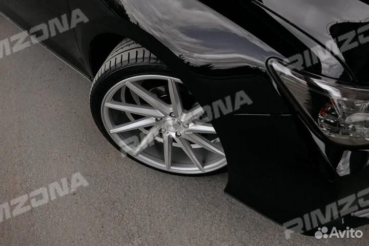 Литой диск в стиле vossen R16 5x100