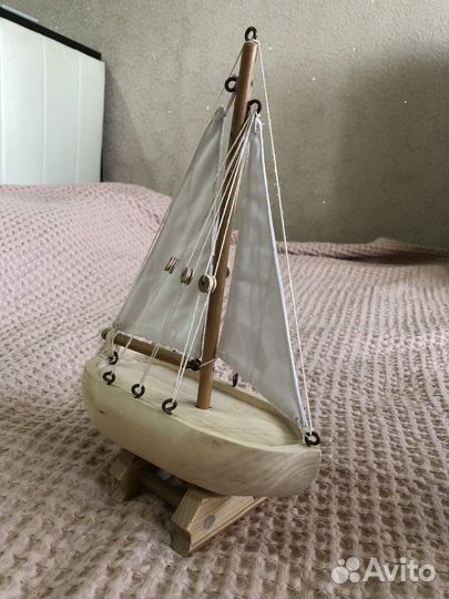 Корабль из дерева