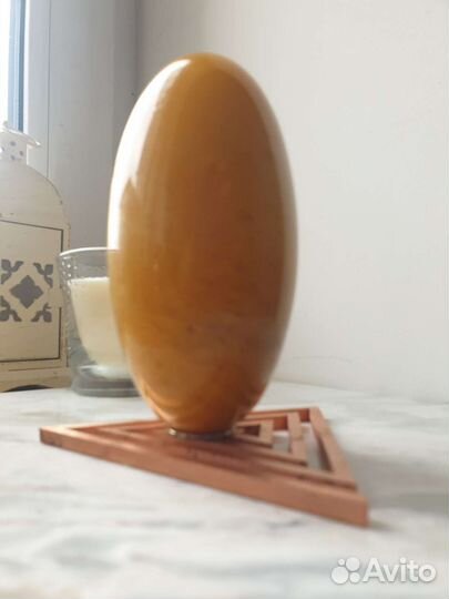 Васту лингам из камня