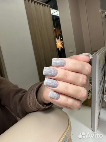 Наращивание ногтей