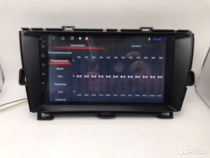 Магнитола Toyota Prius 09-15 Android 2+32 T3L