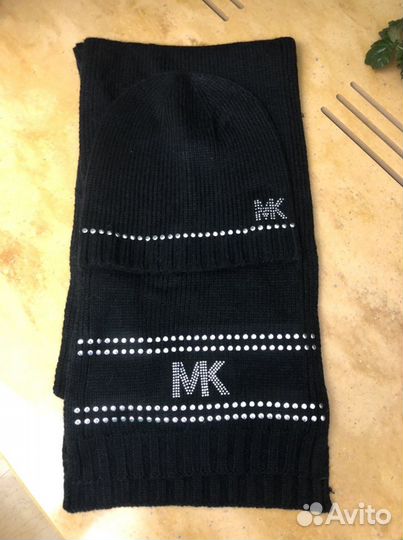 Шапка и шарф