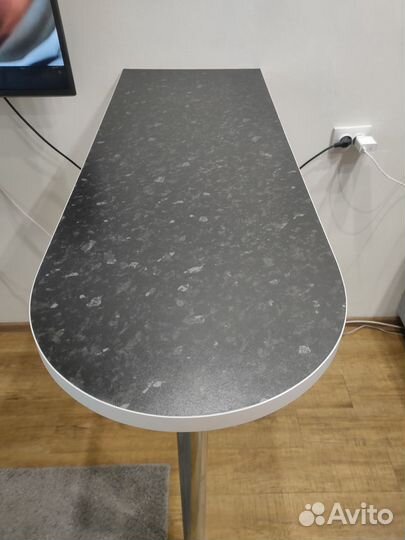 Барный стол