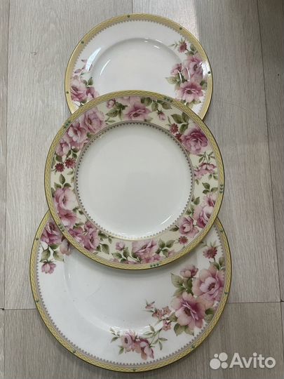 Noritake обеденные тарелки