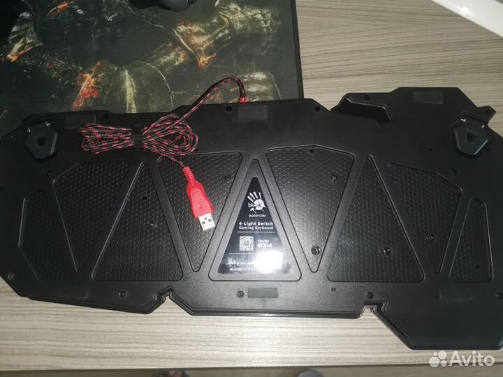 Продам механическую клавиатуру a4tech bloody b314